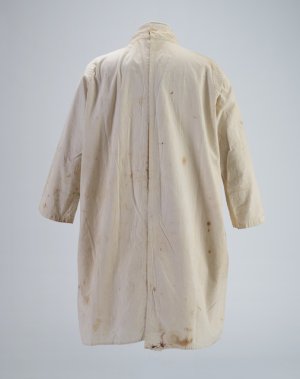 ma_i388114_tepapa_artists-smock_full.jpg